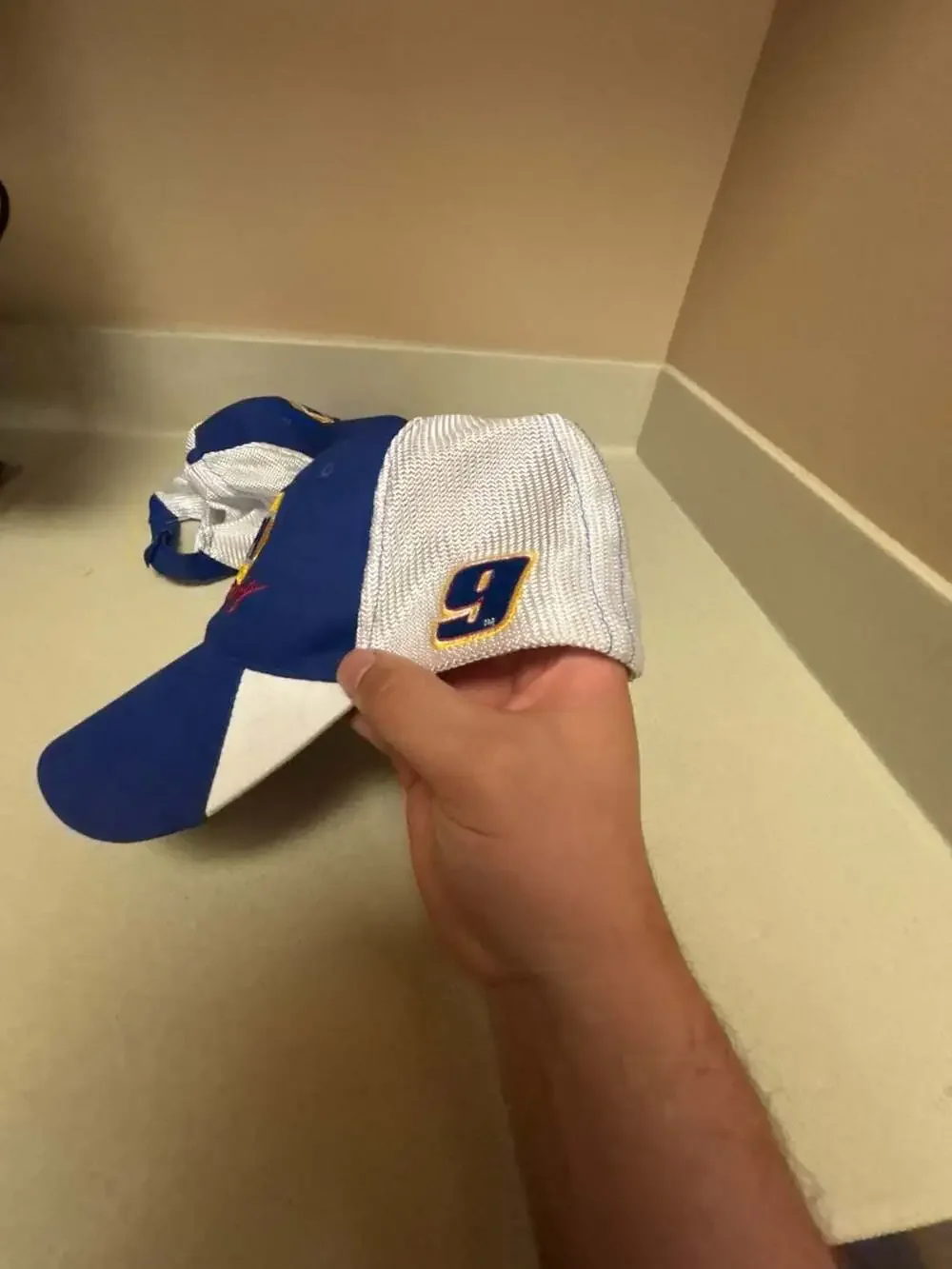 Chase Elliott NAPA Racing #9 Hendrick Motorsports Trucker Hats lot x2